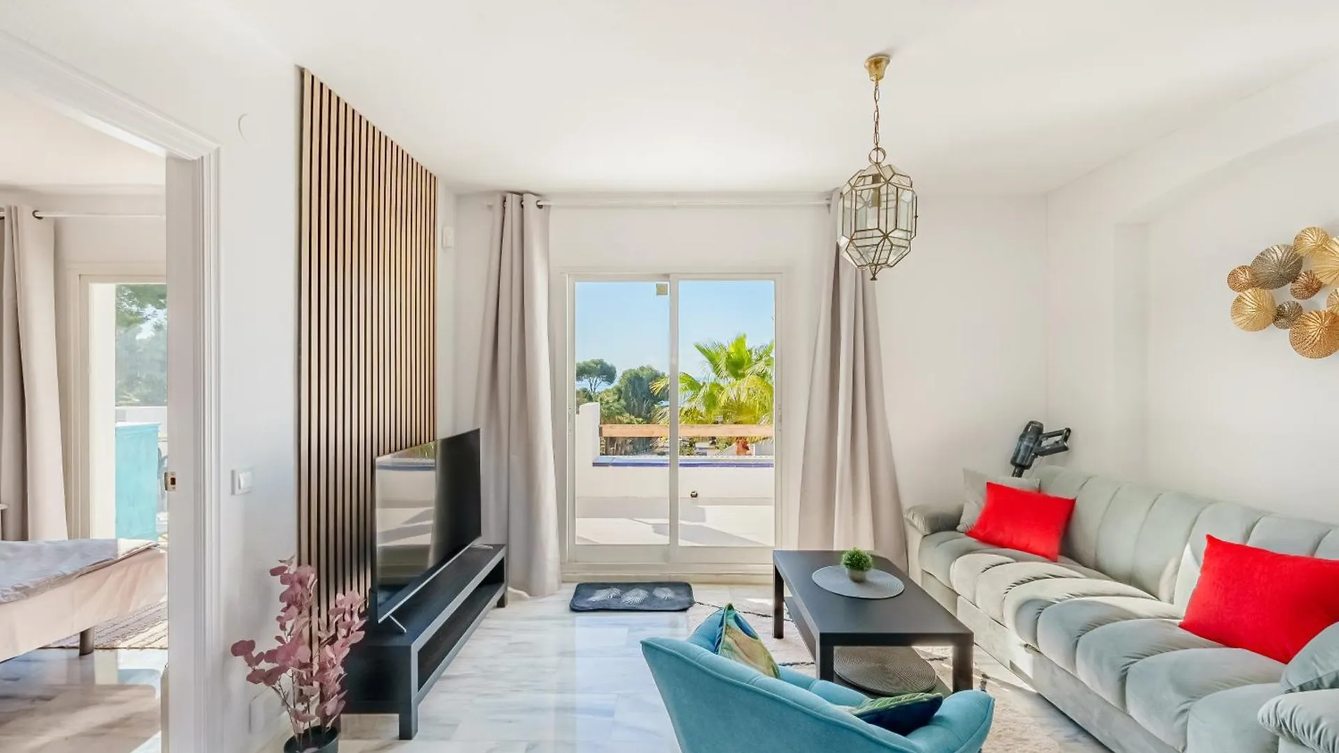 Sea View Luxury Penthouse Miraflores Sitio de Calahonda 0*,  Spanien