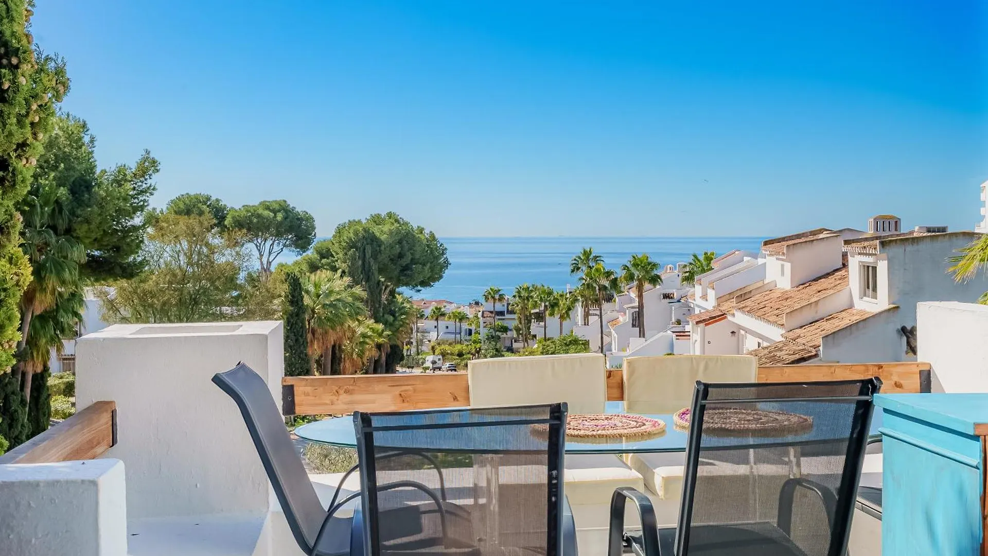 Sea View Luxury Penthouse Miraflores Sitio de Calahonda 0*,  Spanien
