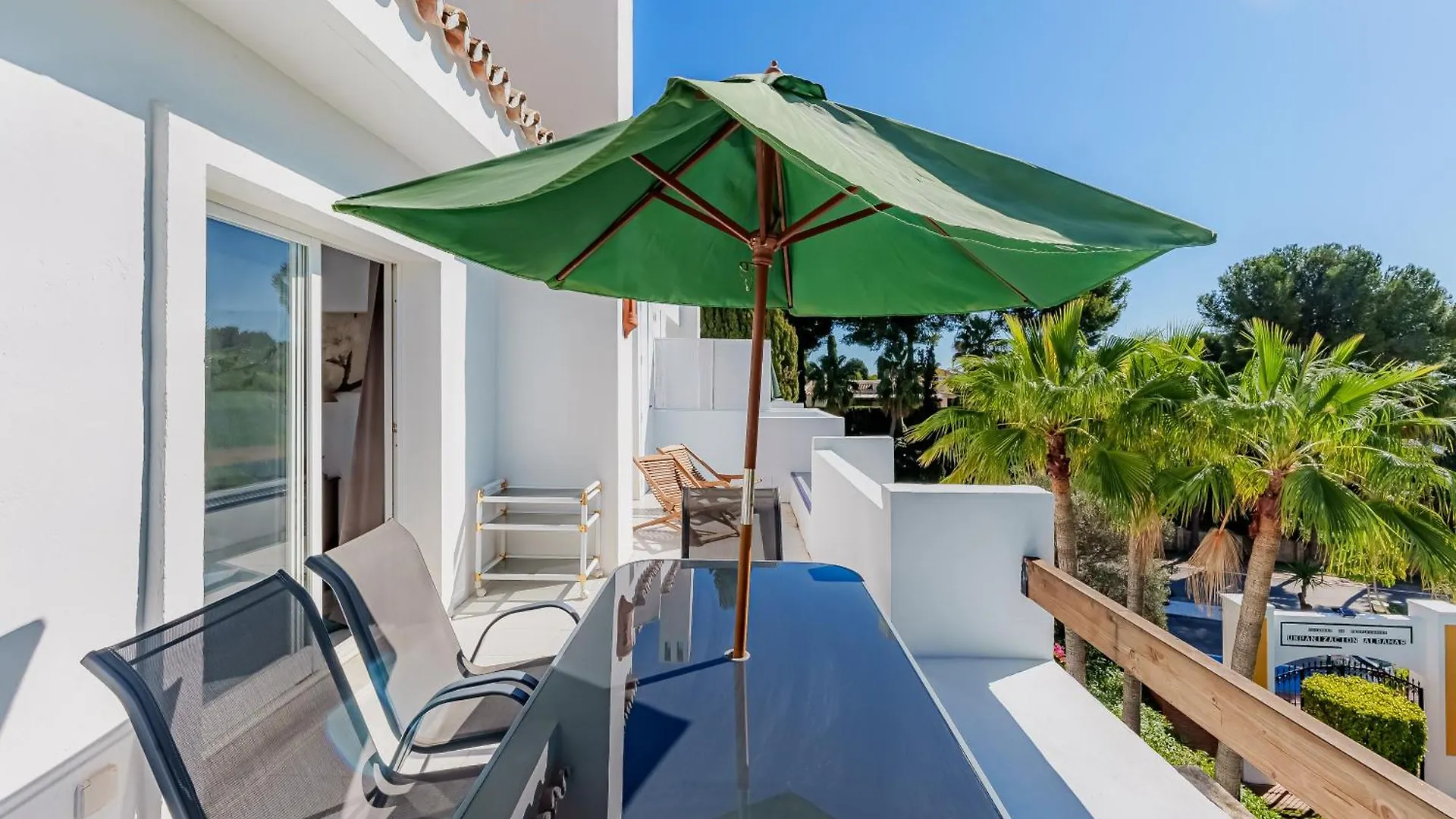 Apartment Sea View Luxury Penthouse Miraflores Sitio de Calahonda Spanien